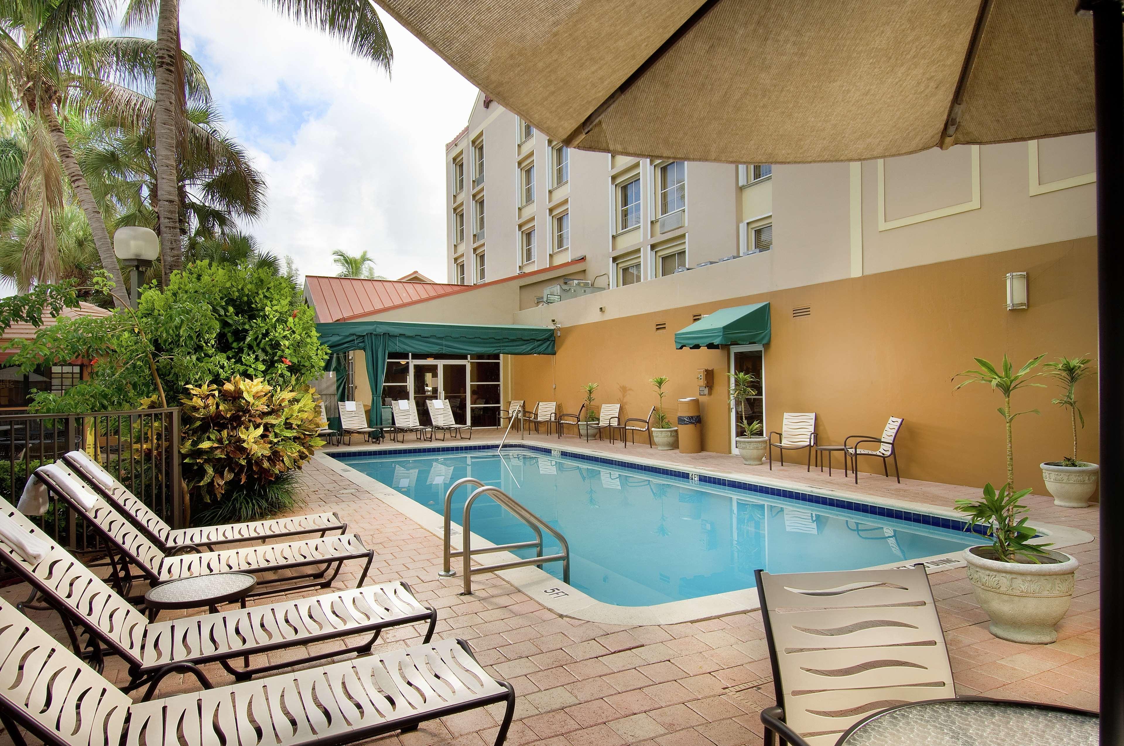 Hampton Inn & Suites Fort Lauderdale Airport Hollywood Facilities photo